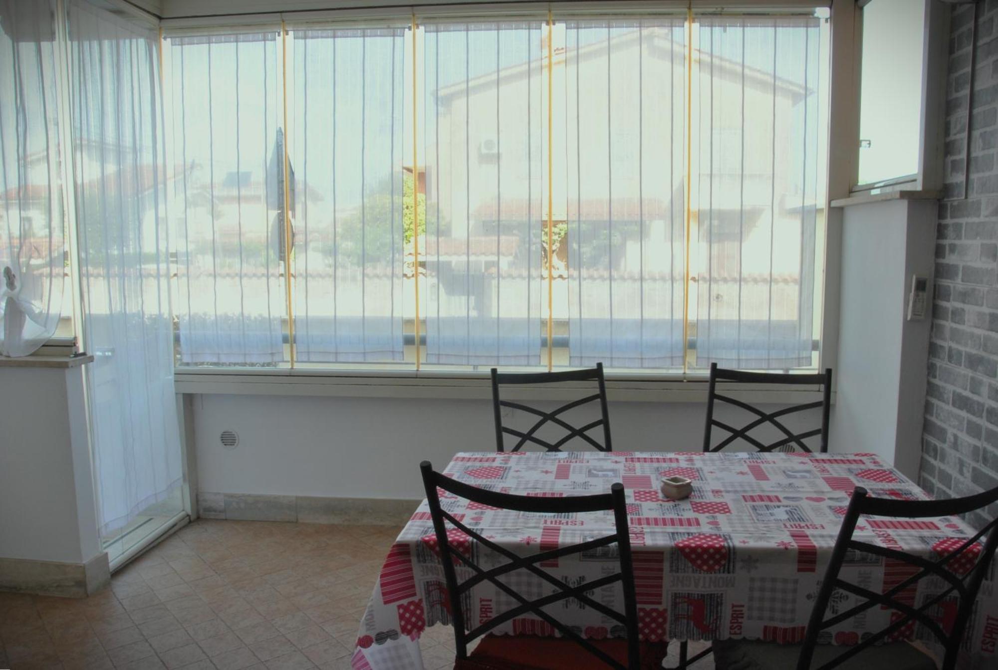 Alloggio Di Giorgia Fiumicino Luaran gambar